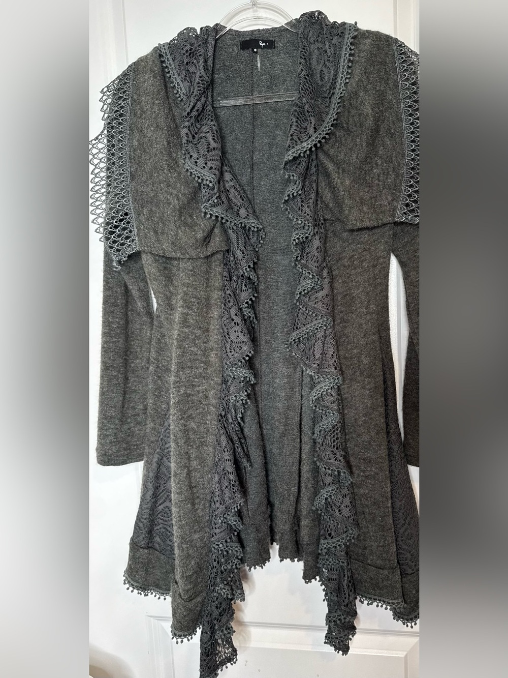 Ryu Women's Gray Lace-Trim Open Front Sweater Cardigan whimsical goth Sz SM